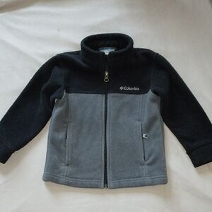 Columbia Black and Gray Zip-up Jacket 3T